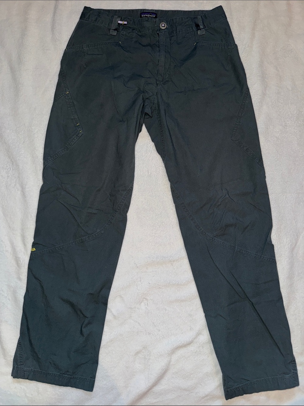 Patagonia Men's Black Cargo Pants - Utility Style